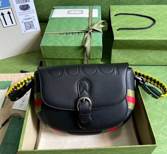 구찌 로고 스몰 숄더백 679540