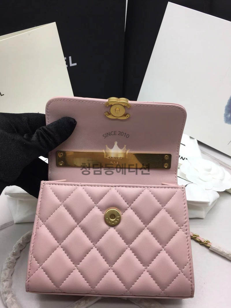 샤넬 22B 체인 탑핸들 백 (하이엔드급)