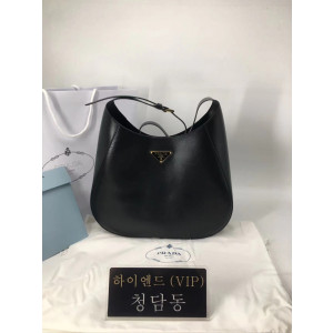 프라다 22FW 오버사이즈 클레오 숄더백 (하이엔드급)