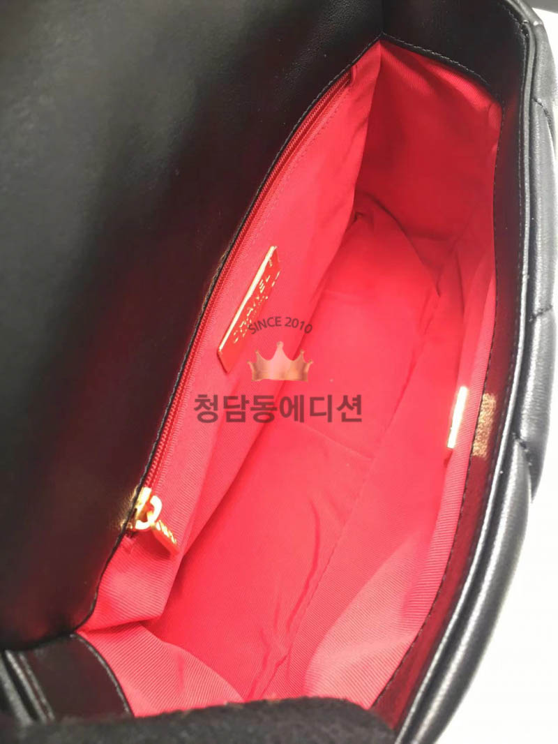 샤넬 19 플랩백 스몰 (하이엔드급)