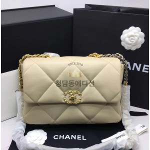 샤넬 19 플랩백 미디움 (하이엔드급)