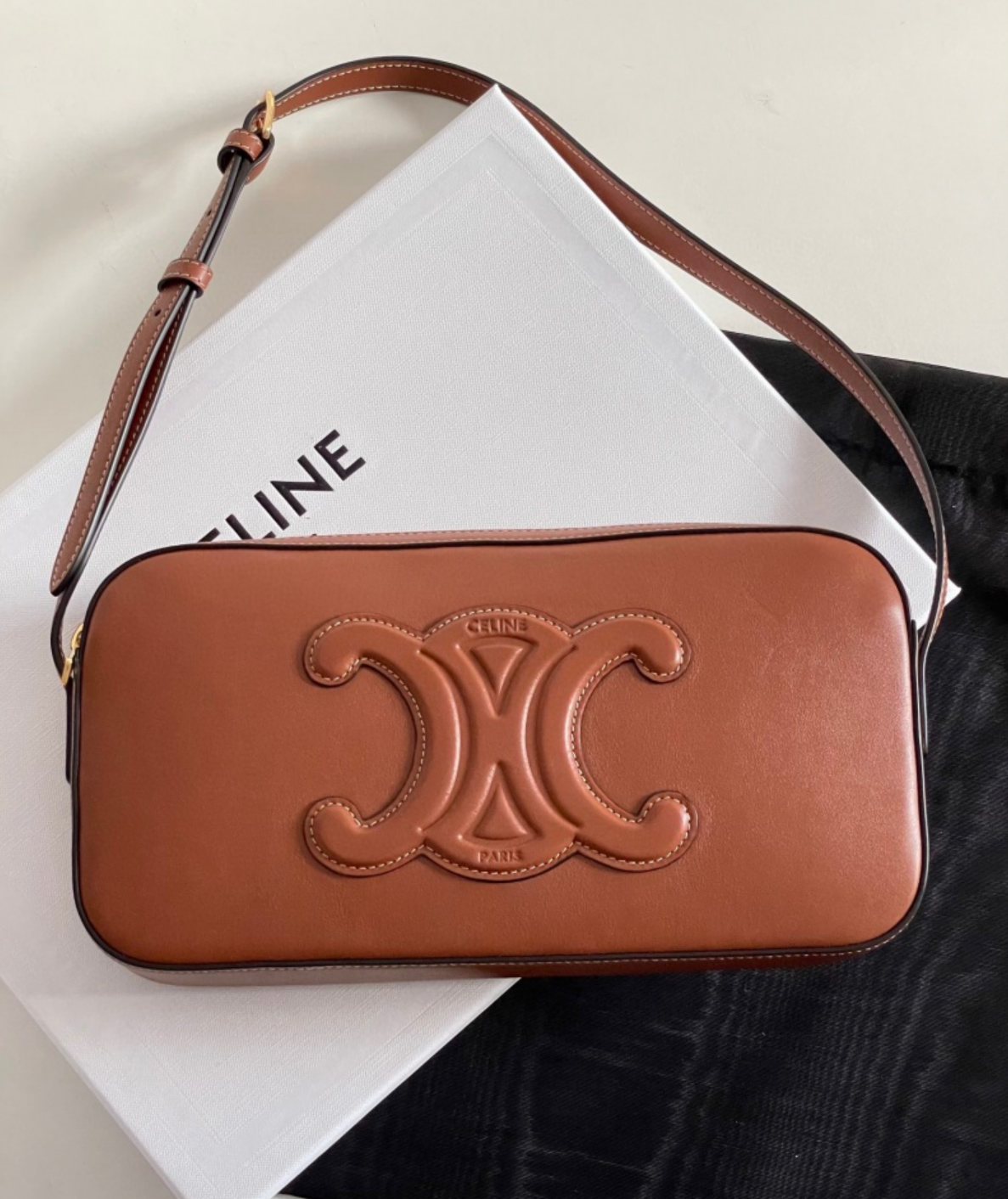 셀린느 퀴르 카메라백