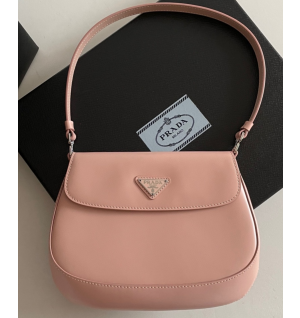 프라다 플랩 브러시드