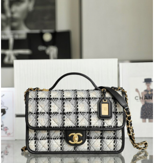 샤넬 22K 미디움 탑핸들 트위드 플랩백