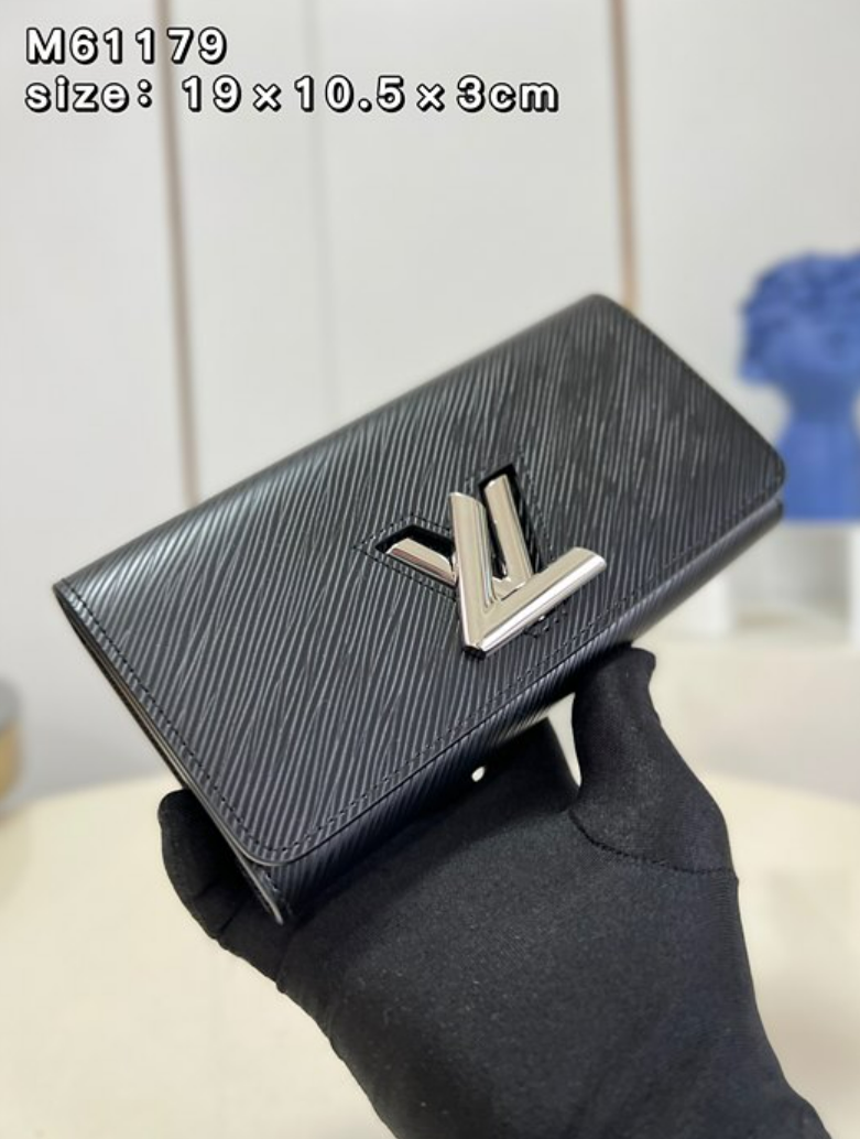 루이비통 트위스트 월릿 M61179