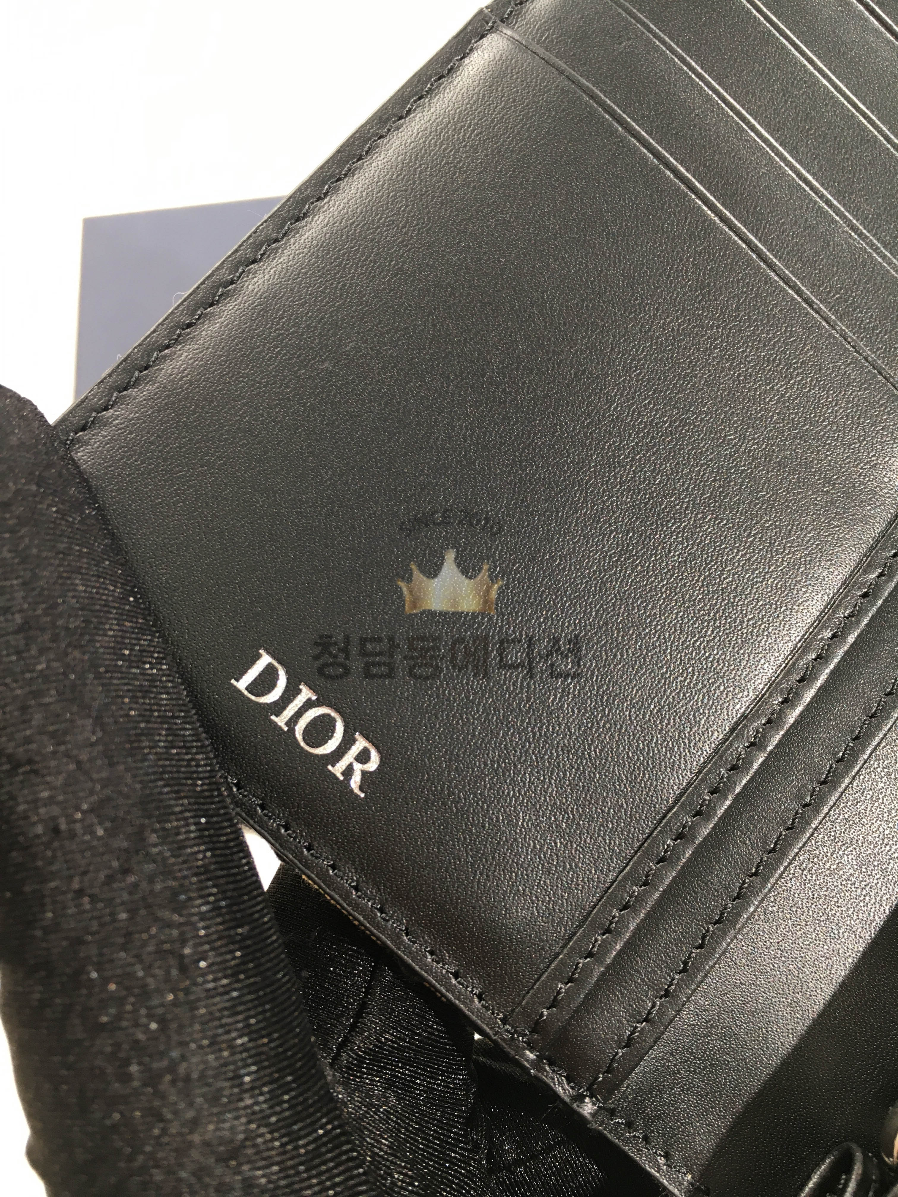 디올 CD 오블리크 로고 패턴 장지갑