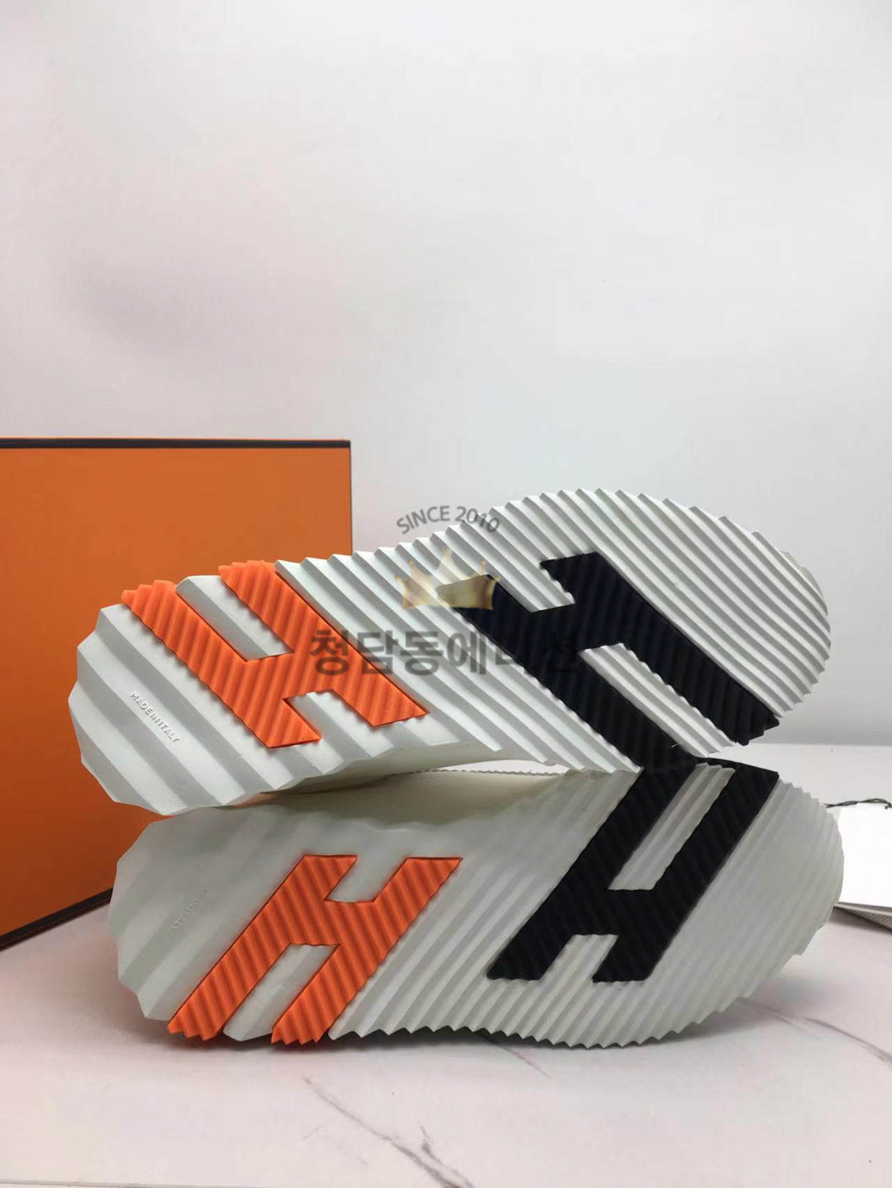 에르메스 바운싱 스니커즈 (남녀공용)