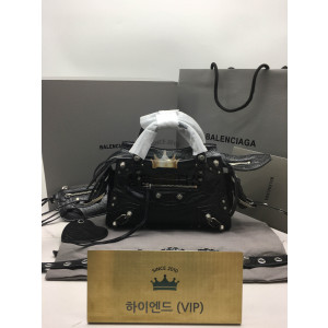 발렌시아가 네오 카골백 XS