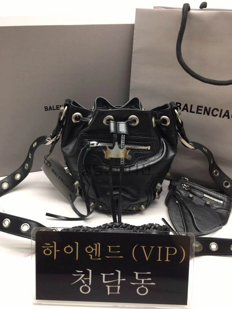 발렌시아가 르 카골 버킷백 XS