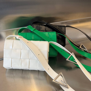 보테가베네타 스몰 카세트백 717587 (3COLOR)