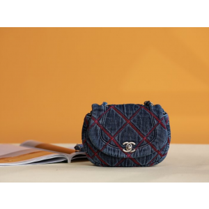 샤넬 22C 코코 데님 비치 크로스백