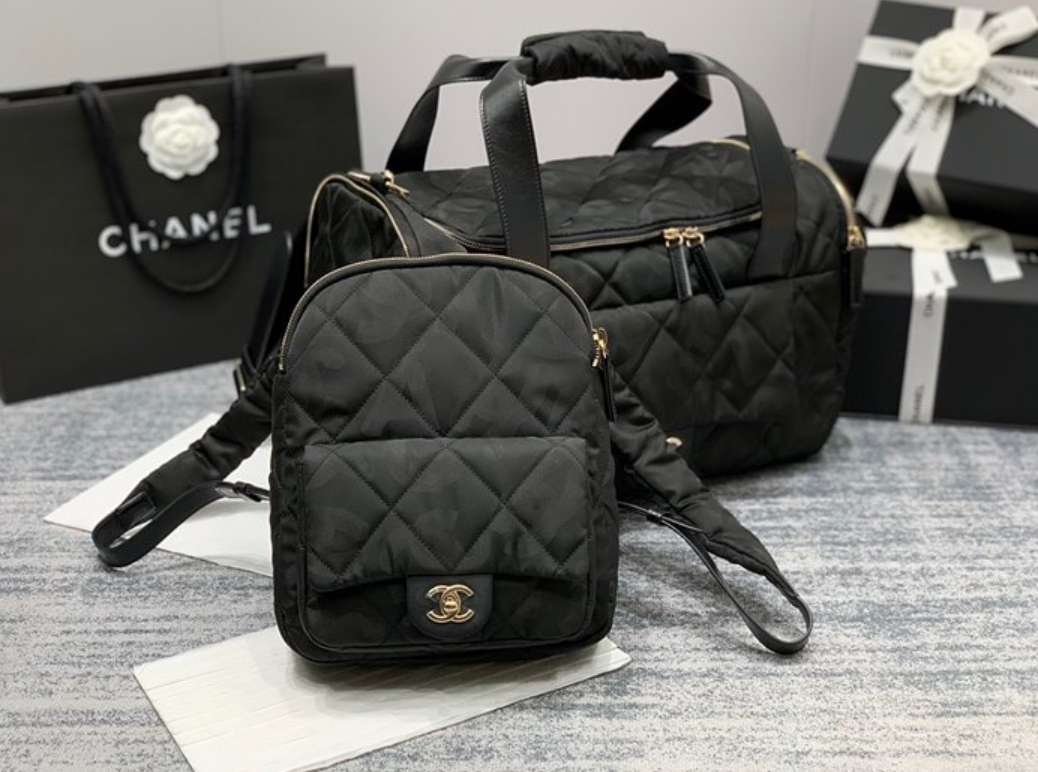 샤넬 코코 네쥬 턴락 트레블백 AS3532