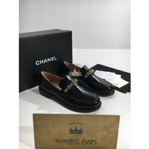 샤넬 로고 로퍼