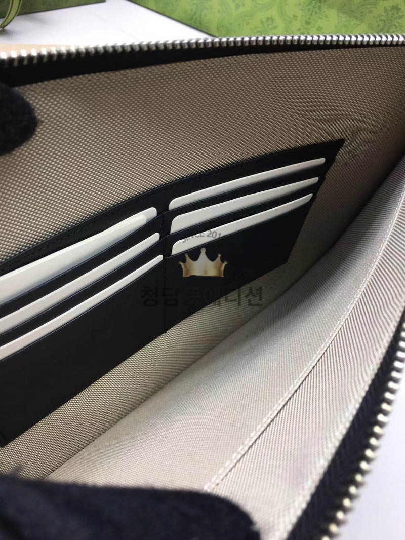 구찌 GG 클러치백 473950