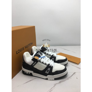 루이비통 트레이너 스니커즈 (남녀공용)