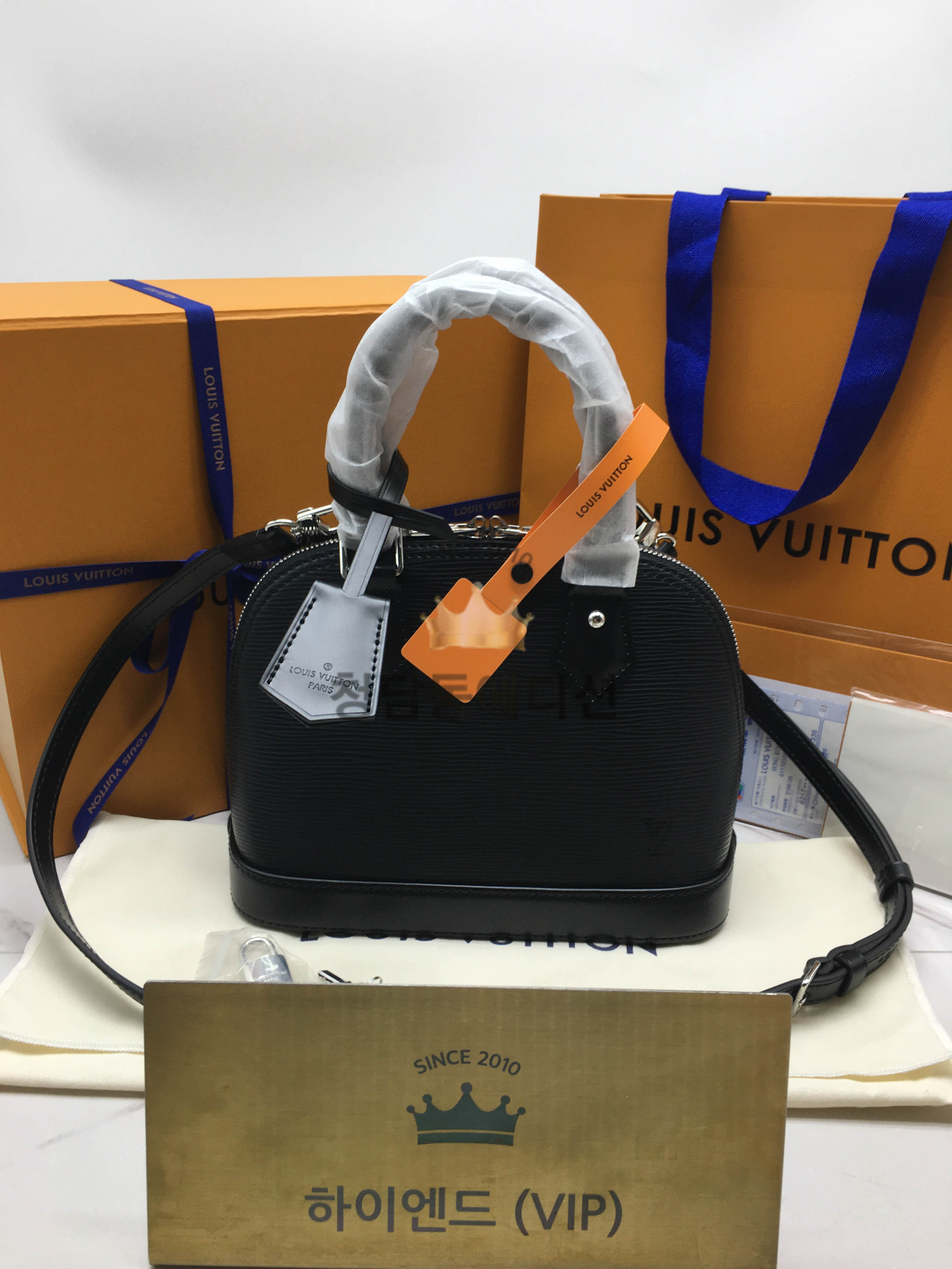 루이비통 알마 BB 에삐 레더 블랙 M40862 (구버전)