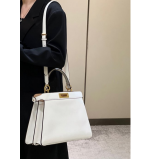 펜디 피카부 I SEE U 미디움