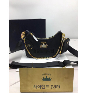 프라다 리에디션 사피아노 테수토 호보백 204BH23