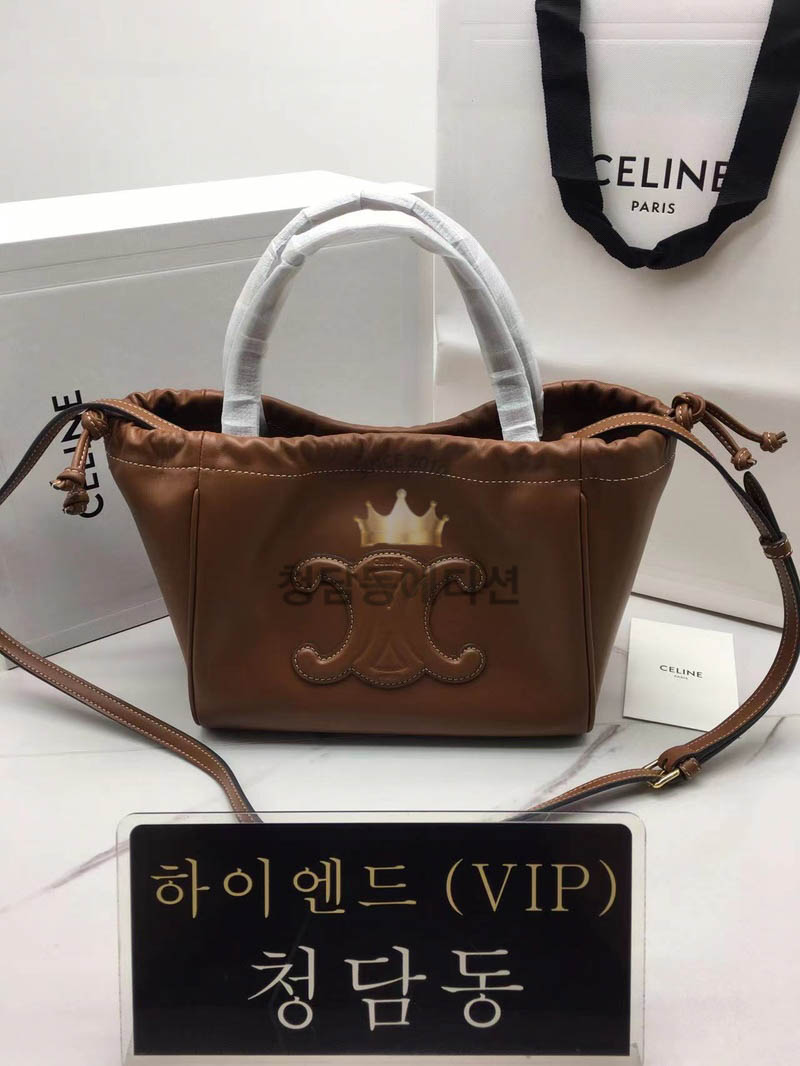 셀린느 트리오페 퀴르 드로스트링 토트백 22cm