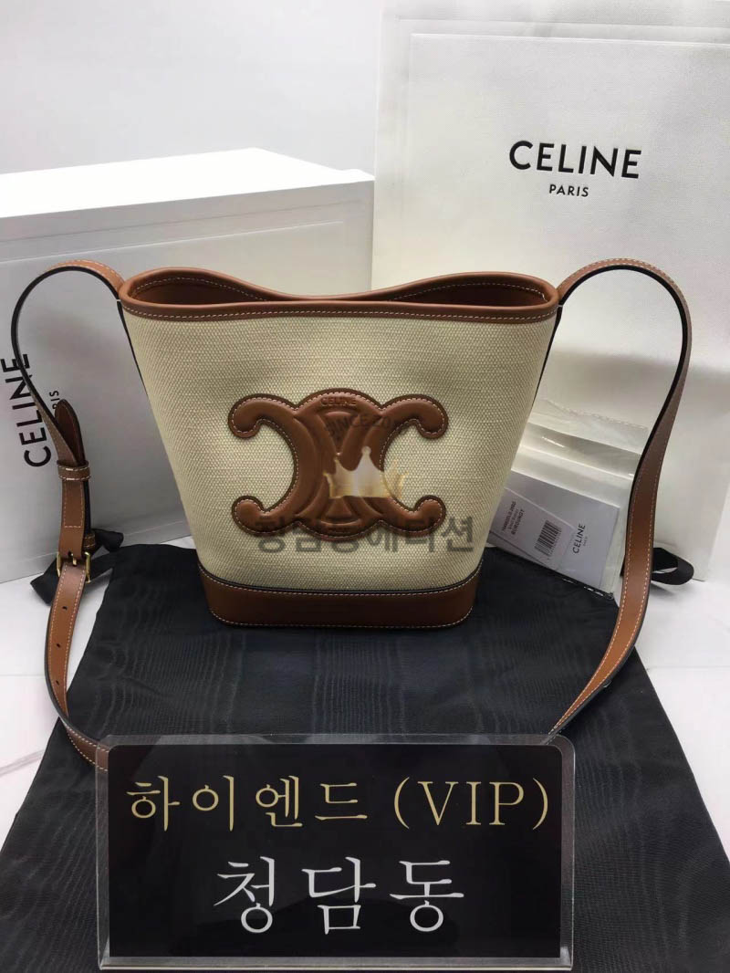 셀린느 트리오페 텍스타일 카프스킨 퀴르 버킷백