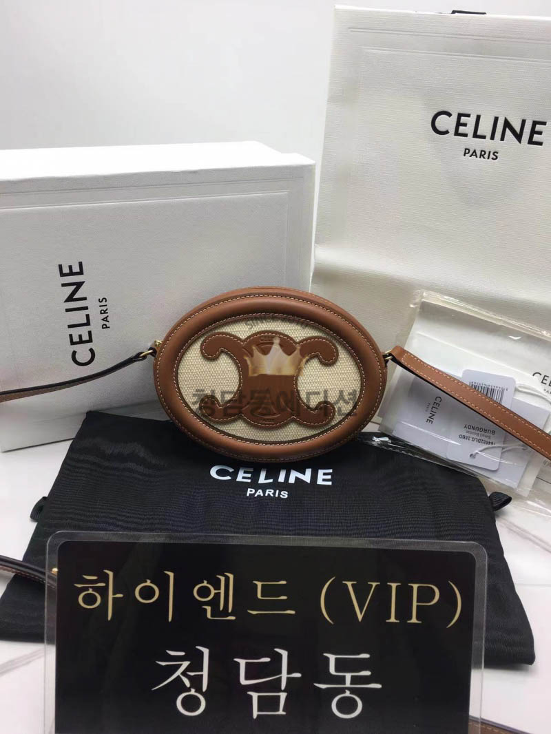 셀린느 퀴르 트리옹프 크로스바디 오벌 펄스 - 텍스타일 & 카프스킨