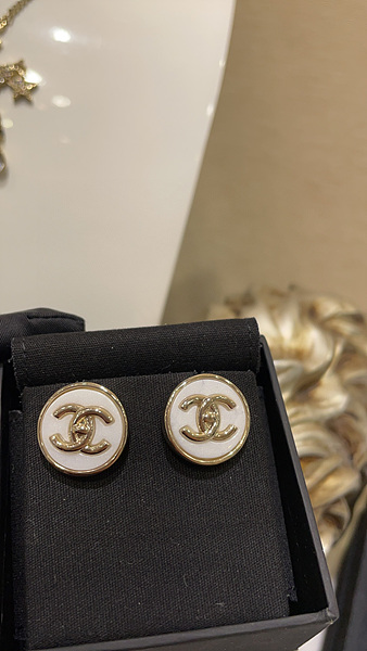 샤넬 22K 귀걸이 (2COLOR)