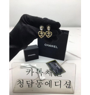 샤넬 귀걸이