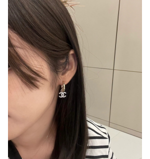 샤넬 귀걸이