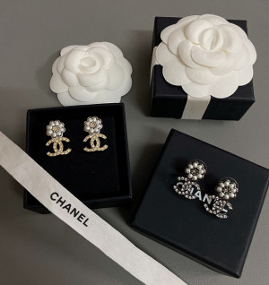 샤넬 이어링 (2COLOR)