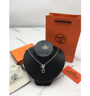 에르메스 샹달 네크리스 (V-gold소재)