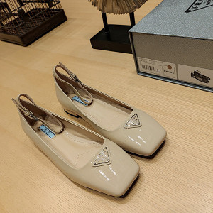 프라다 메리제인