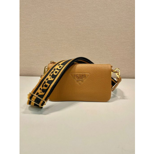 프라다 가죽 숄더백 1BH194