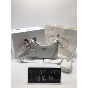 프라다 패딩 나파 레더 리에디션 테수토 호보백 1BH204