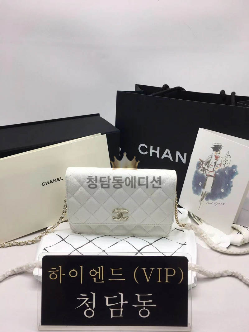 샤넬 23S 트위스트 CC로고 WOC