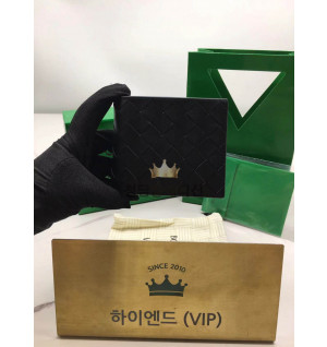 보테가베네타 인트레치아토 폴더형 반지갑 605721 (컬러 다크초콜릿)