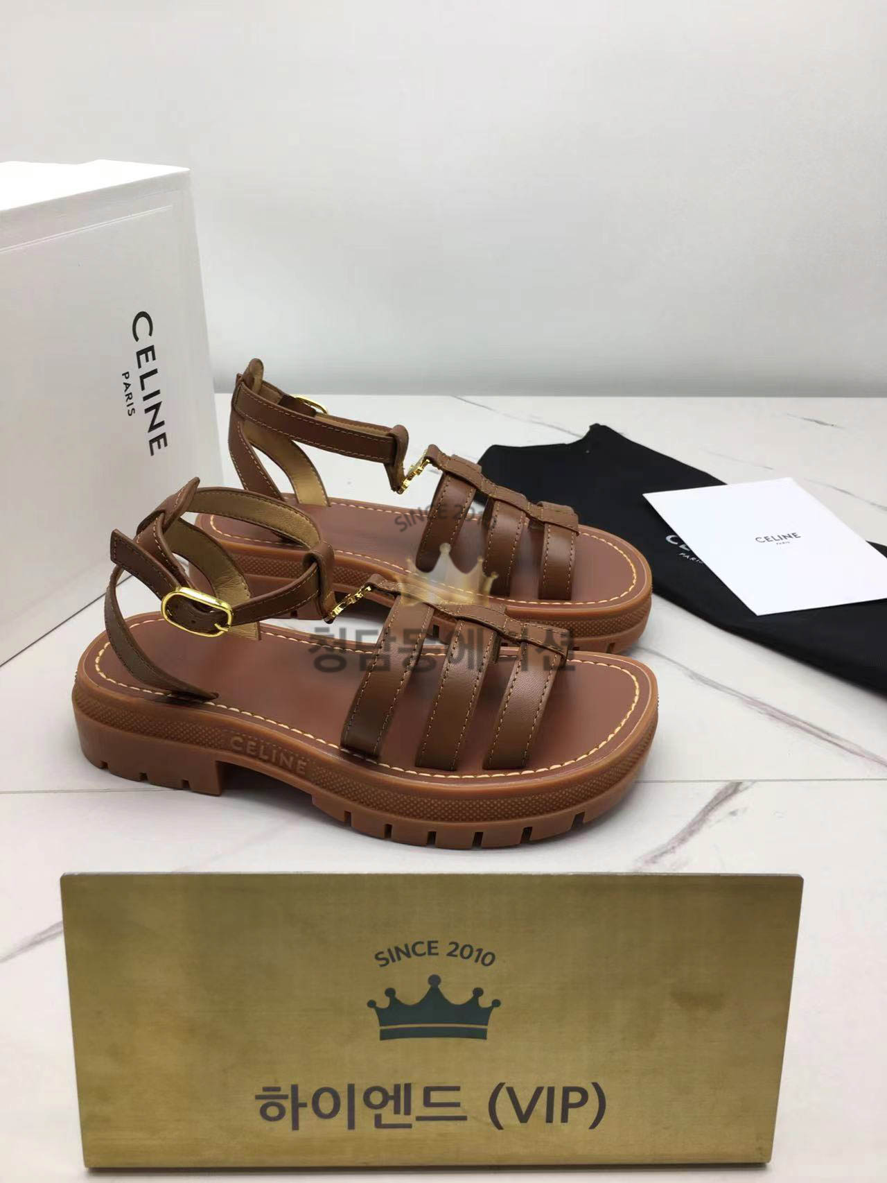 셀린느 23ss celine 클레아 트리오페 글레디에이터 샌들