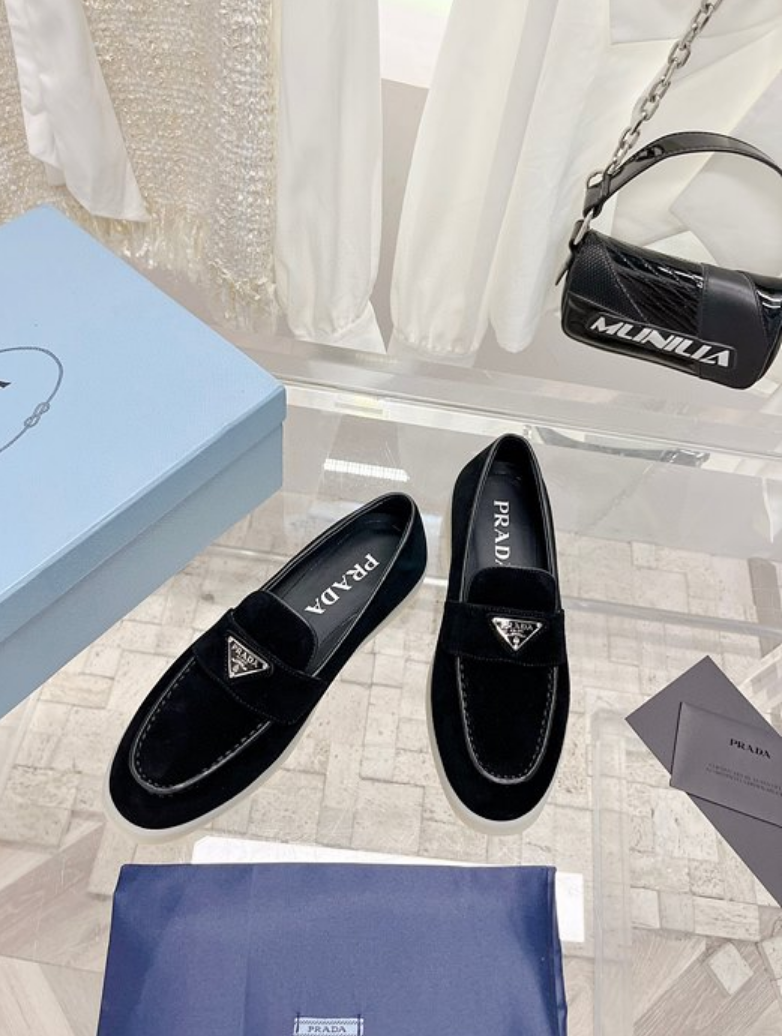 프라다 PRD 로퍼