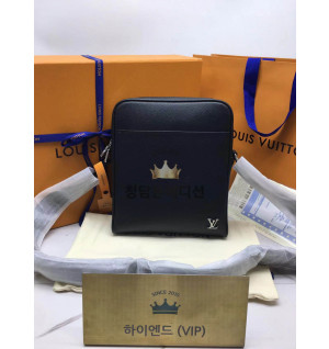 루이비통 알렉스 메신저 크로스백