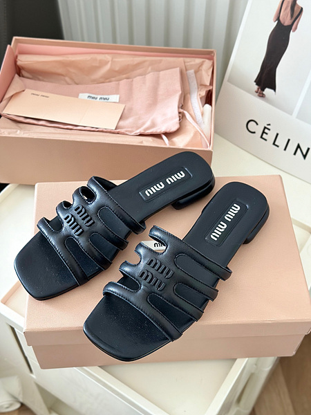 미우미우 슬리퍼