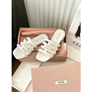 미우미우 슬리퍼