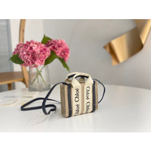 끌로에 우디백 나노