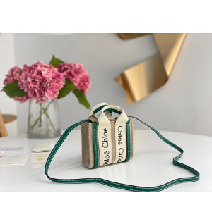 끌로에 우디백 나노