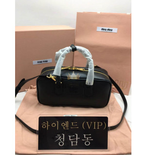 미우미우 MIU MIU 소프티 패디드 아르카디 27CM