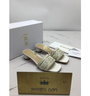 디올 23ss 디웨이 뮬 힐