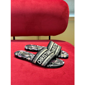 디올 디웨이 슬라이드