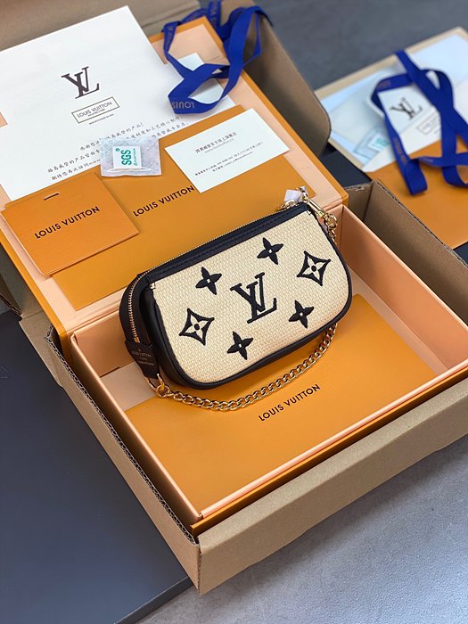 루이비통 LV 미니 포쉐트 악세사리 M82472