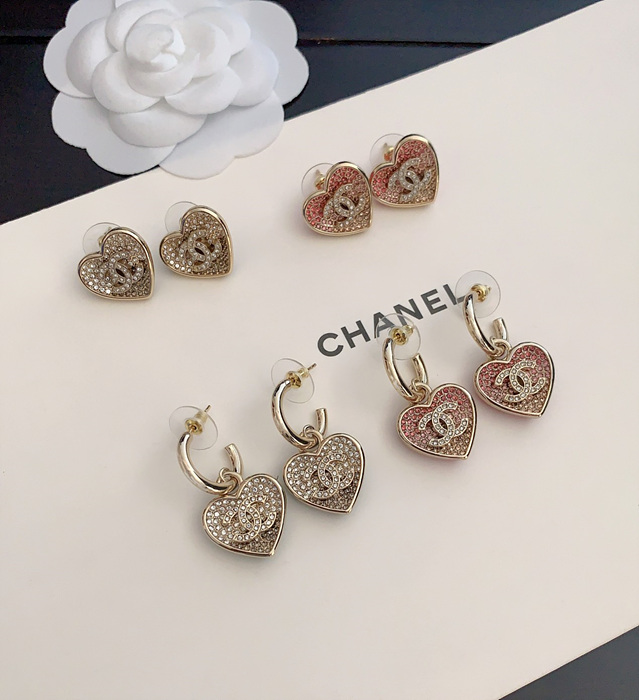 샤넬 chanel 그라데이션 하트 귀걸이 (2COLOR)
