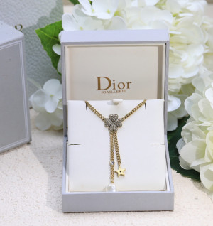 디올 dior 클로버 목걸이