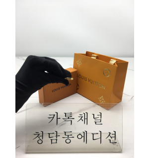 루이비통 lv 모노그램 볼트웨딩 링 (2COLOR)