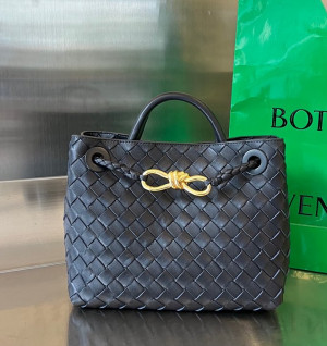 보테가베네타 24SS 안디아모 스몰 743568